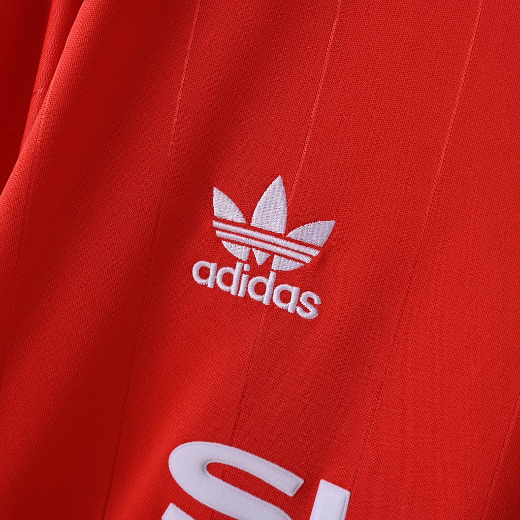 Manchester United Local- 83/84