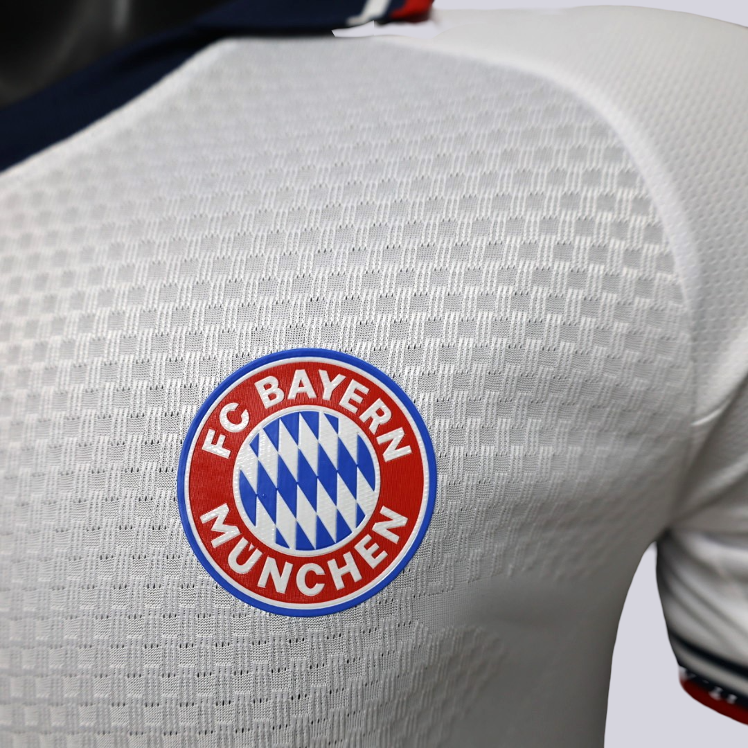 Bayern Munich Visita 26/27