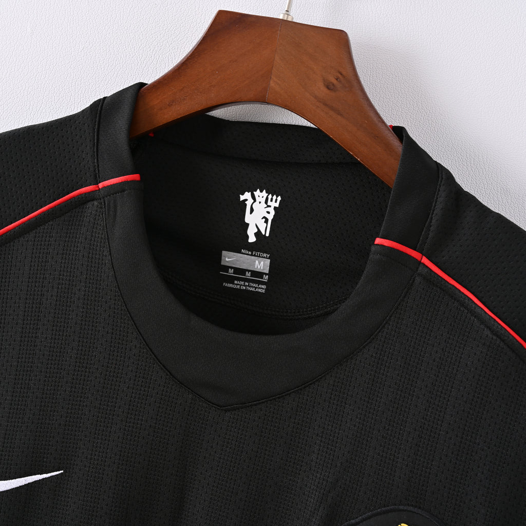 Manchester United 07/08 Retro Manga Larga