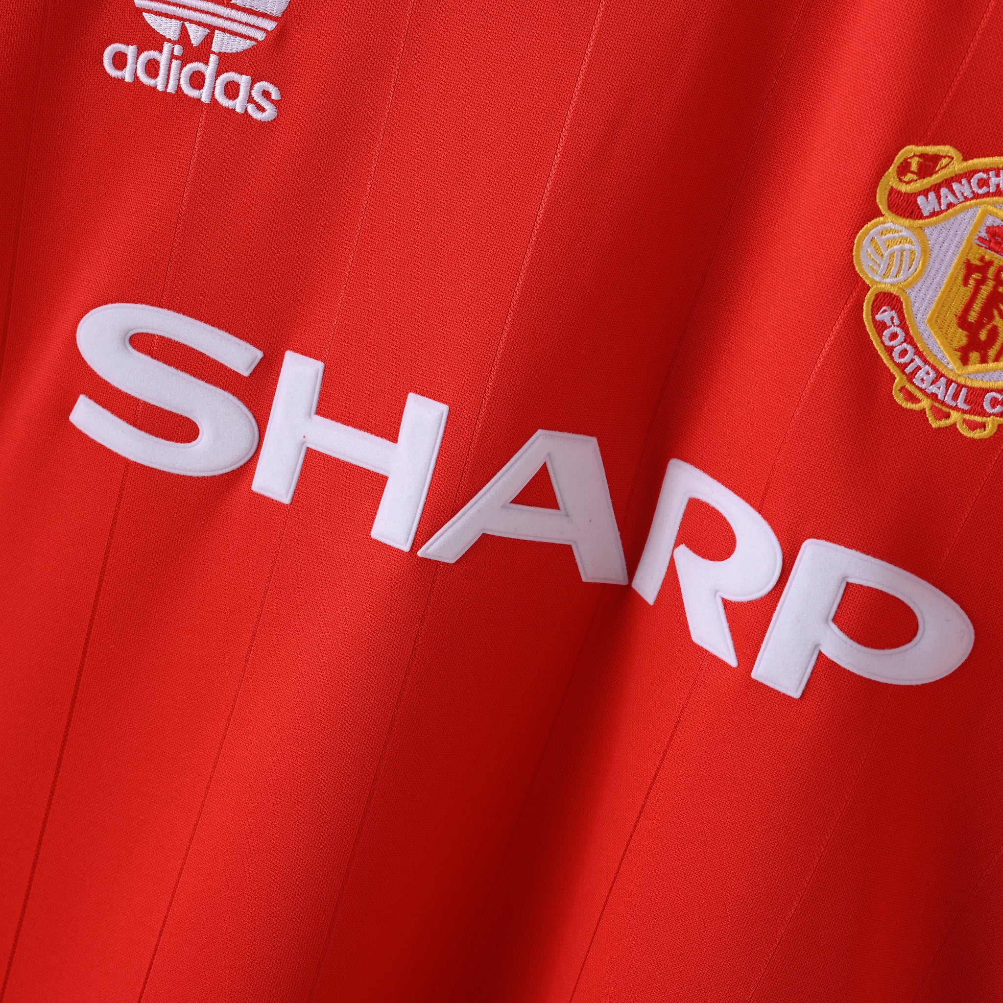 Manchester United Local- 83/84