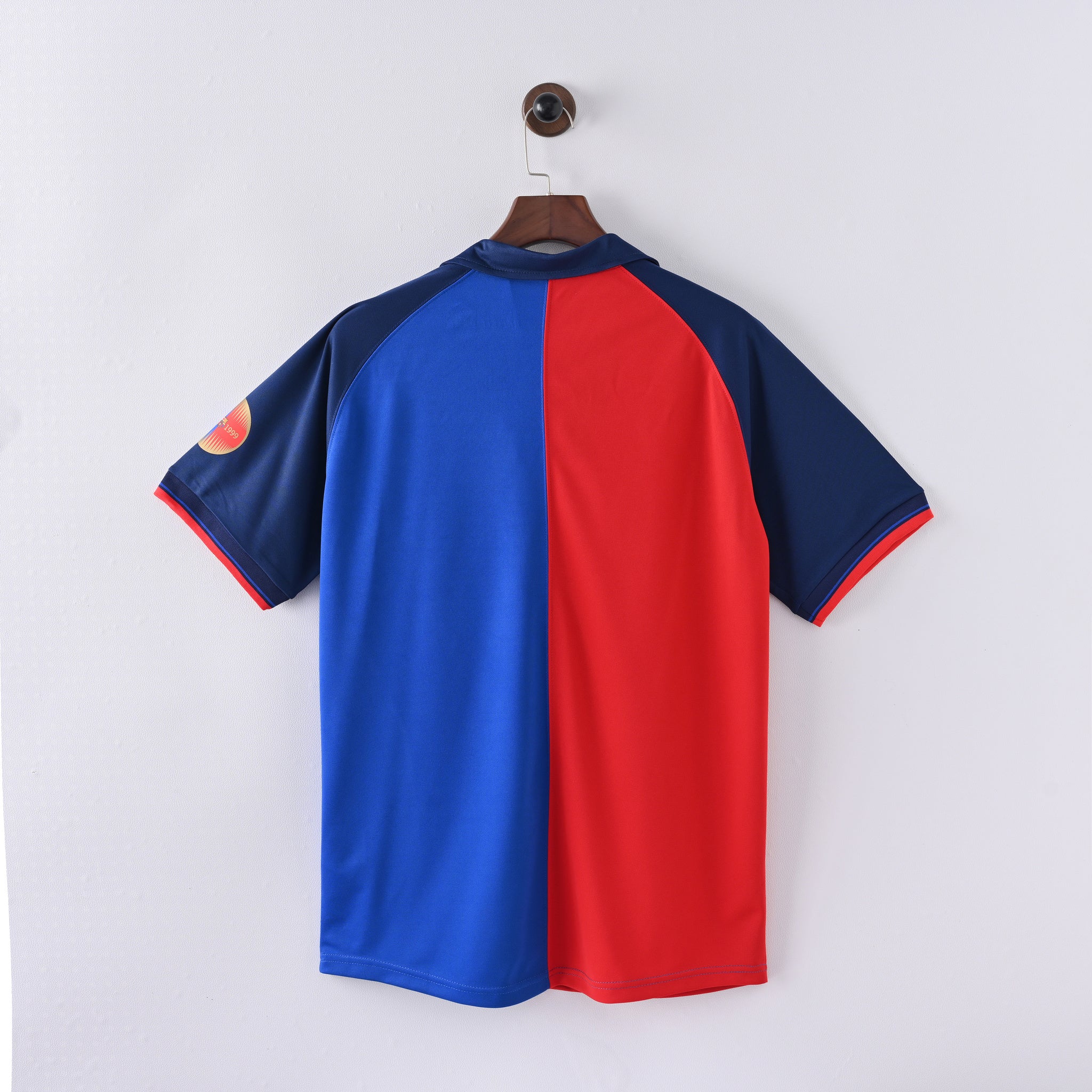 Barcelona Local Retro - 99/00