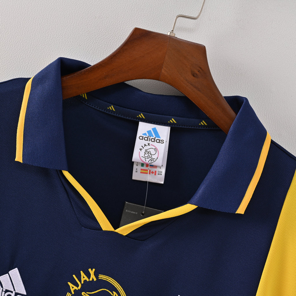 Ajax 00/01 Retro