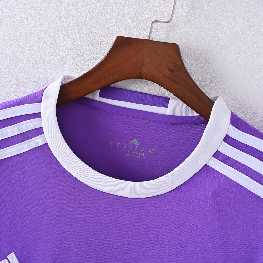 Real Madrid 16/17 Retro