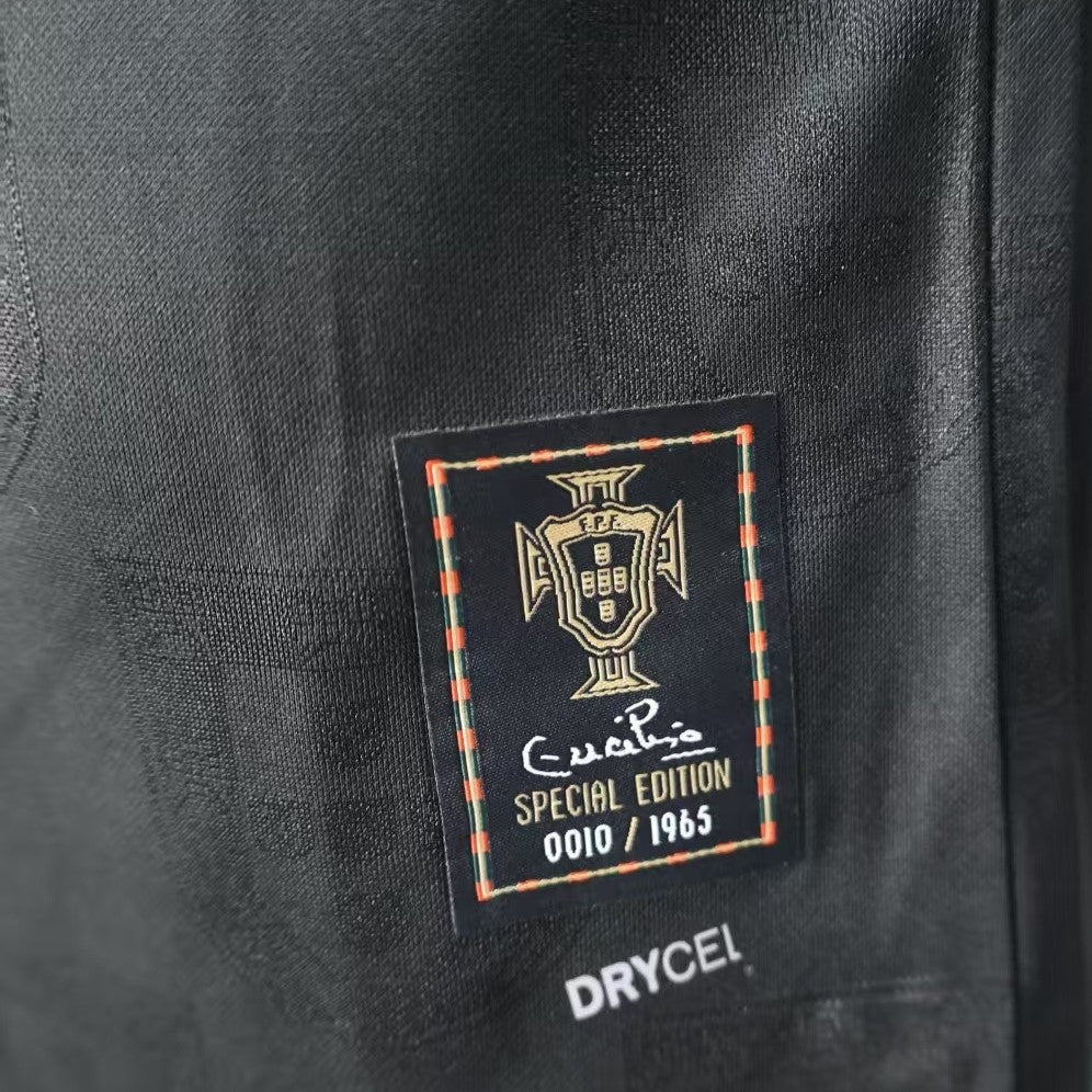 Portugal Balón de Oro de Eusebio - 25/26