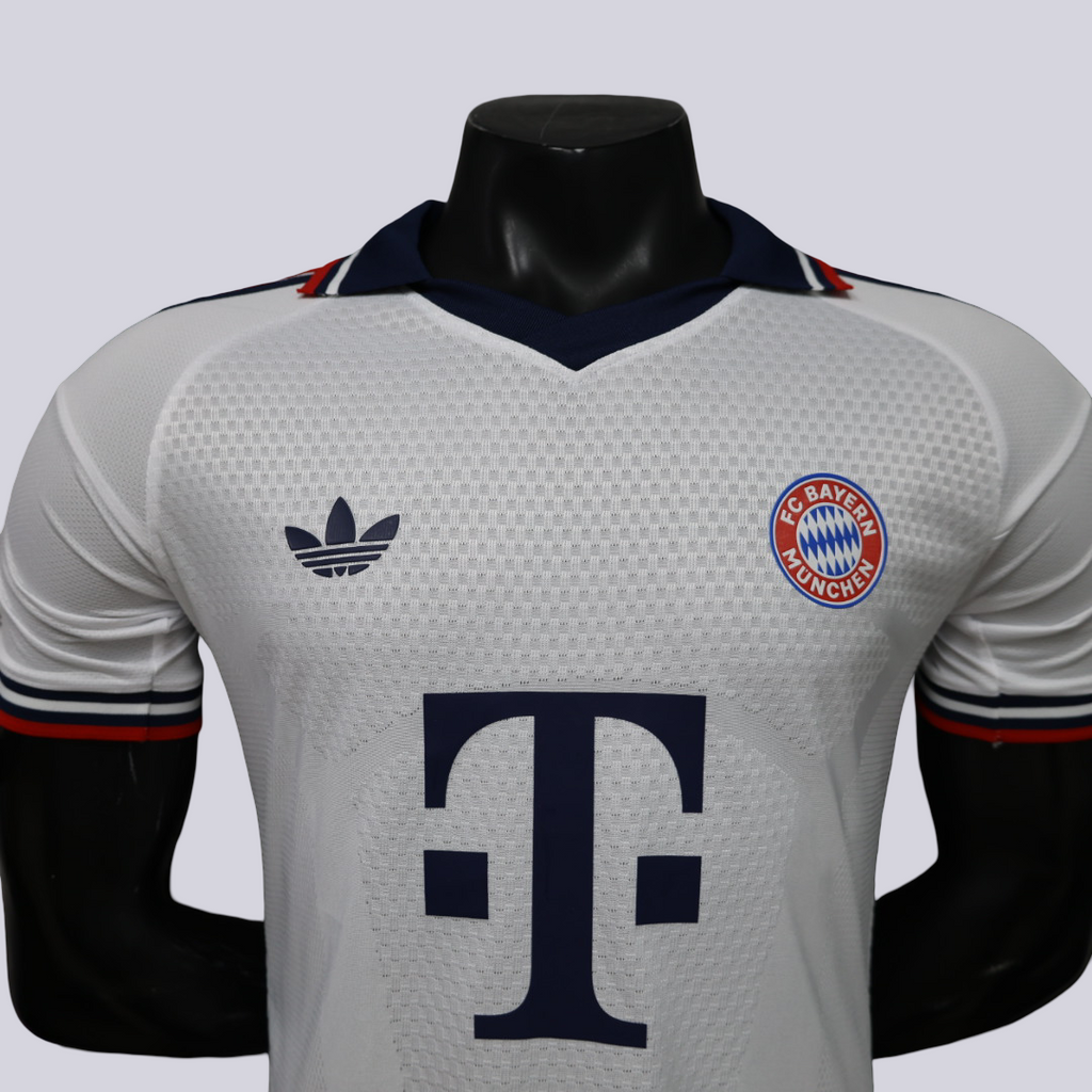 Bayern Munich Visita 26/27