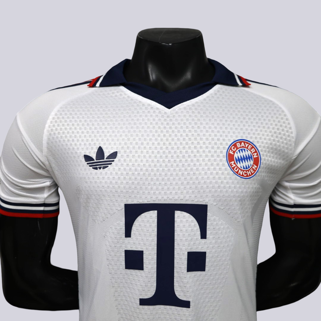 Bayern Munich Visita 26/27