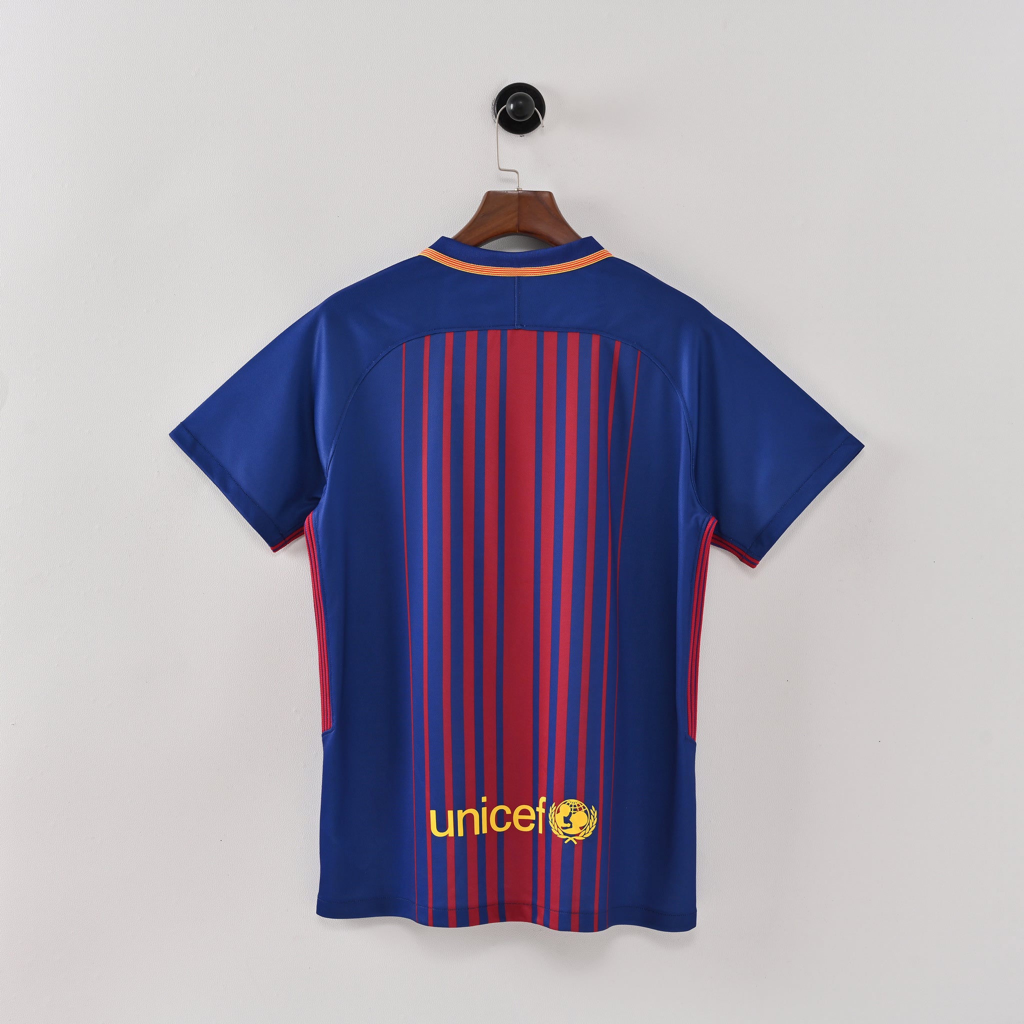 Barcelona Local - 17/18