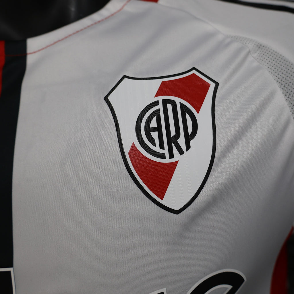 River Plate 3er Kit - 24/25