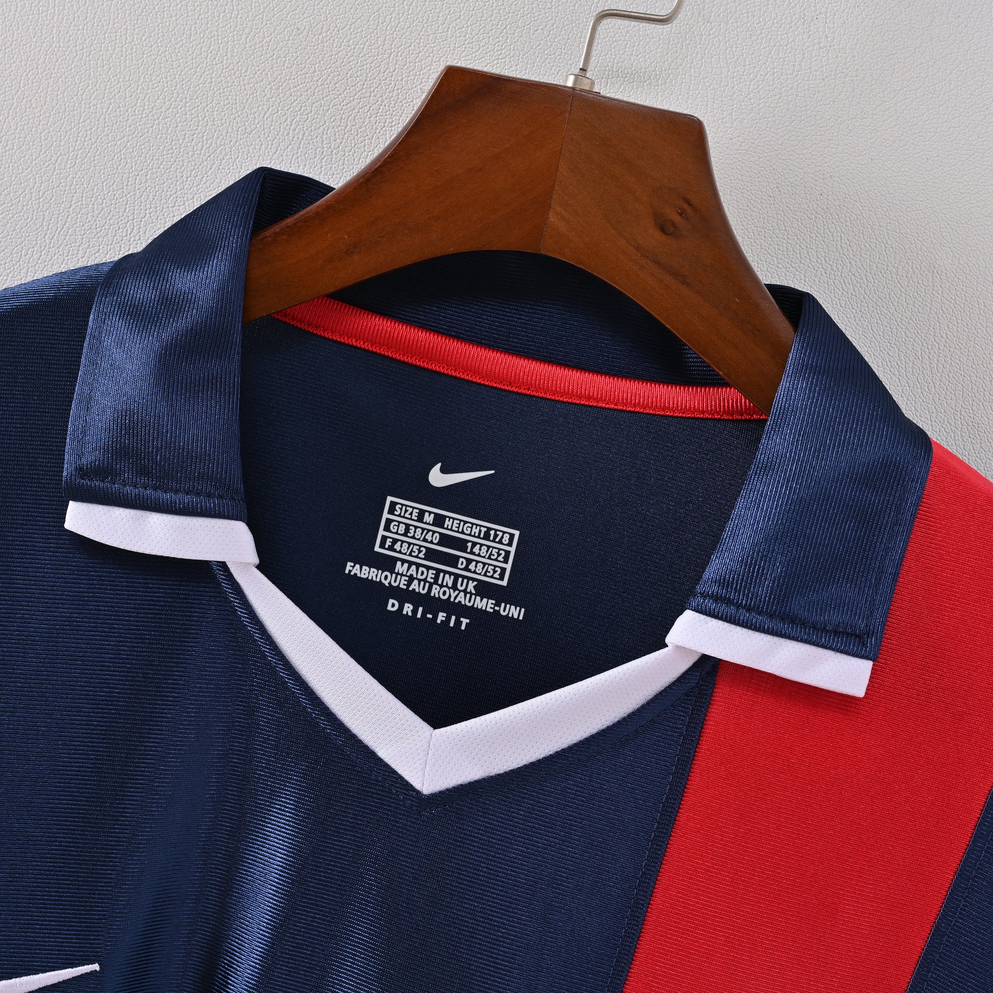 Paris Saint Germain Retro - 01/02