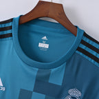 Real Madrid 17/18 Retro