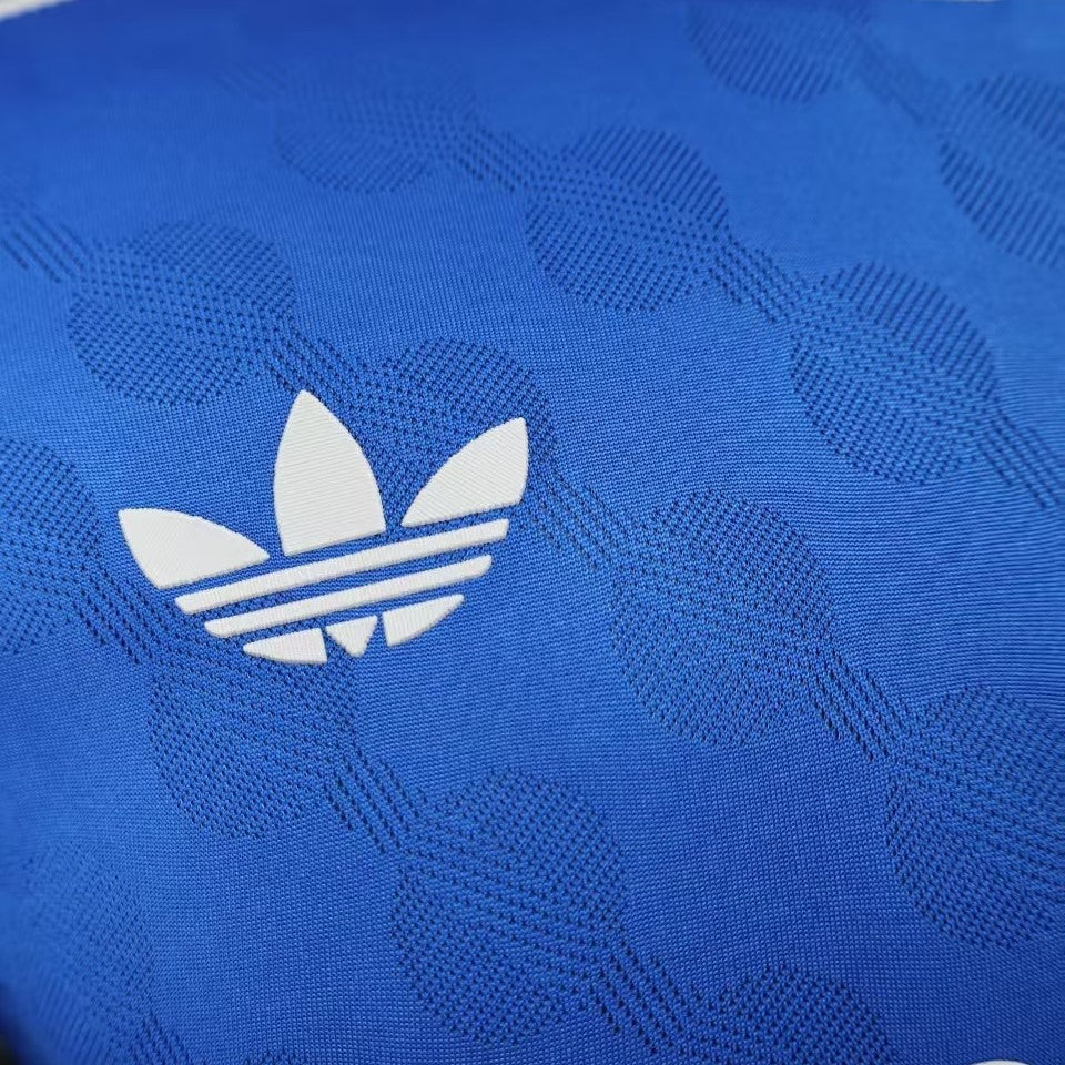 Real Madrid 3er Visita - 25/26