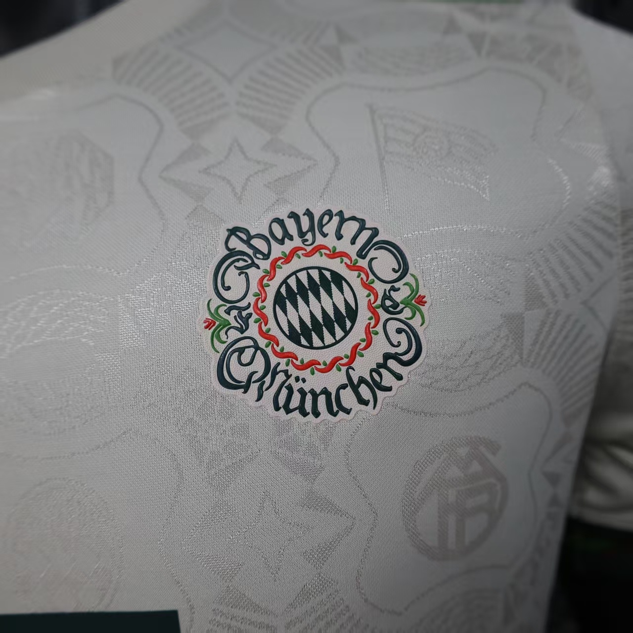Bayern Munich Oktoberfest 26/27