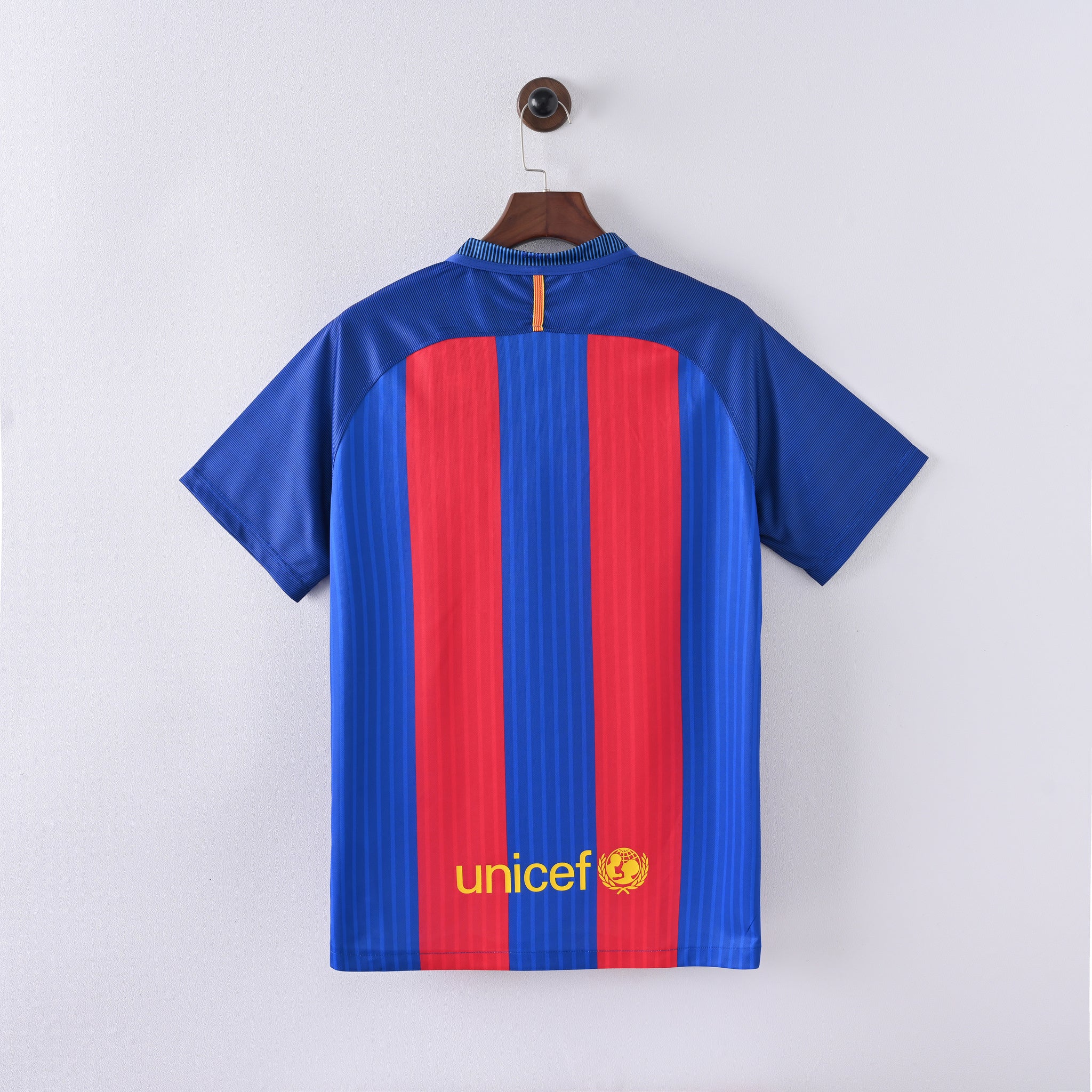 Barcelona Local - 16/17